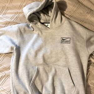 Nike x stussy hoodie never really worn, tagged large but fits more like a medium